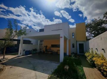 1 · Casa en Venta en Privada Sevilla Residencial