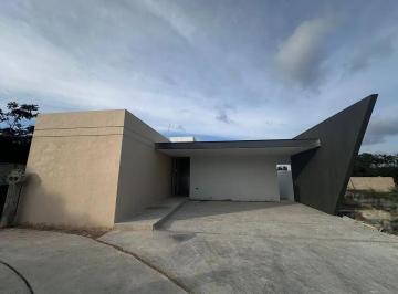 1 · Casa de Una Planta en Venta en Silvesta Residencial