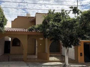 1 · Casa de 4 Recámaras en Renta en Chuburná de Hidalgo