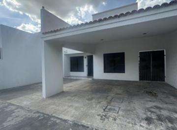 1 · Casa en Venta Sobre Av 41 - Francisco de Montejo
