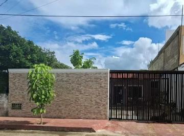 1 · Casa en Venta en La Vicente Solis a 10 Cuadras del Centro Merida