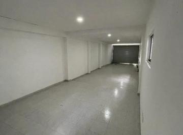 1 · Casa con Potencial Comercial en Venta en Colonia Amalia Solórzano