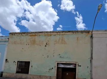 1 · Oportunidad! Casa Colonial en Venta en El Centro a 3 Cuadras de La Plancha