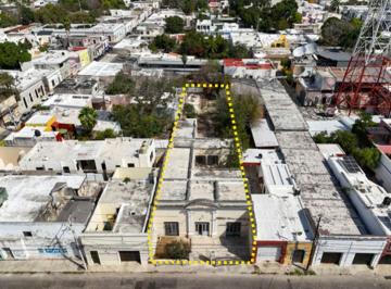 1 · Casa Estilo Neoclásico "3 Patios" en El Barrio de Santa Ana y Paseo Montejo
