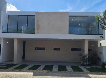 1 · Casa en Venta en Soluna Residencial, Temozon Norte