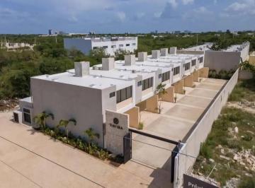 1 · Venta de Townhouse en Temozón Norte Equipado