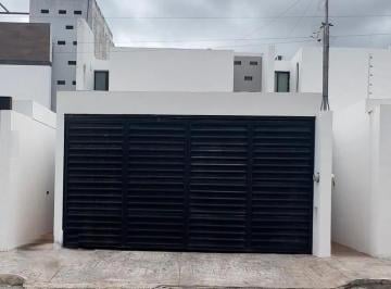 1 · Townhouse en Renta en Montes de Ame
