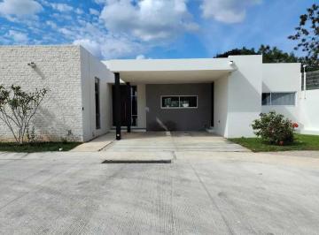 1 · Casa de Una Planta en Venta en Alba Privada Residencial