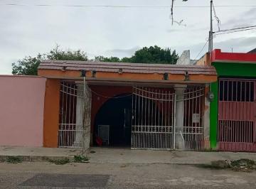 1 · Casa de Una Planta Para Remodelar en Venta en San Sebastián