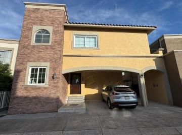 5c0b929defd8eddba29b7677df76a42fa701d753fdadf71826fa028c32fdb823 · Venta de Casa en Metepec
