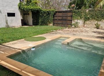 1c0c60d3753cdbbfede89e2a6df003068d081659529af4e61a9fdc8da135e9ae · Casa en Renta en Gran Santa Fe Merida Yucatan Amplio Patio.