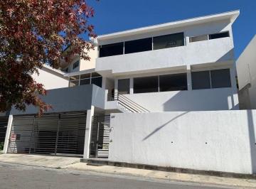 Casa de 3 habitaciones, Monterrey · Casa en Venta en Sierra Alta