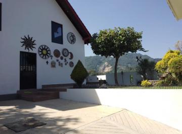 Casa · 520m² · 4 Recámaras · 4 Estacionamientos · Residencia en Venta | Zona de Altas Montañas – Huatusco, Ver.