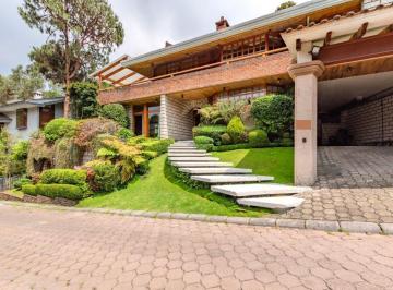 Casa de 4 habitaciones, Tlalpan · Majestuosa Casa en "El Bosque"