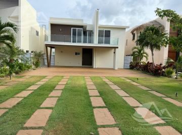 Casa · 600m² · 4 Recámaras · 12 Estacionamientos · Casa en Renta en Lagos del Sol Cancun