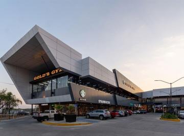 Local comercial · 127 Estacionamientos · Locales en Renta Plaza Garza Sada