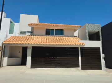 Casa de 4 habitaciones, León · Jardines del Campestre Casa Oportunidad en Venta