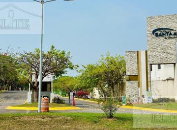 Casa · Casa en Renta en Santa Ana El Dorado