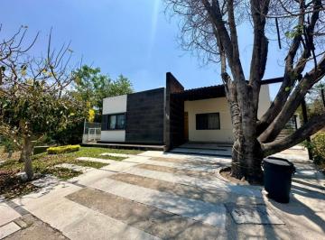 Casa de 4 habitaciones, Zapopan · Las Cañadas Casa en Venta de Una Sola Planta en Coto Abedules