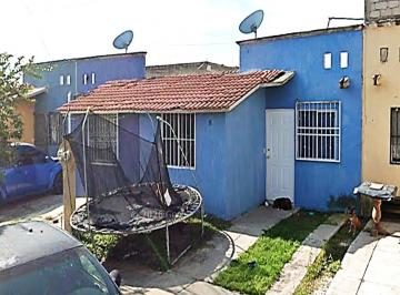 Casa de 1 habitación, Tlajomulco de Zúñiga · Casa con Superficie de 90 m², en Fraccionamiento Cima del Sol II