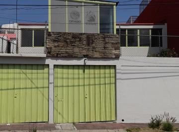 Casa de 4 habitaciones, Puebla · Renta Amplia Casa Anzures