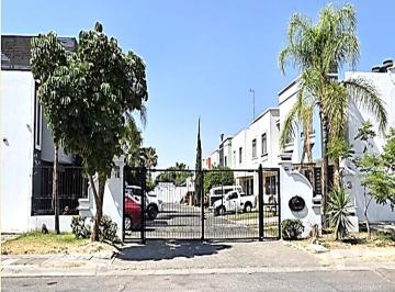 Casa de 2 habitaciones, Tlajomulco de Zúñiga · Casa en Dos Niveles con Superficie de 66 m² en Fracc. San José del Valle