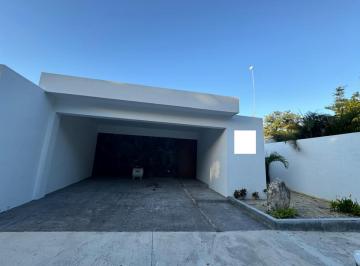 Casa de 4 habitaciones, Mérida · Se Vende Casa en Privada Chaactun Zona Country, Merida Yucatan