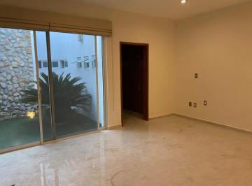 1 · Casa en Renta de Una Planta en Villantigua