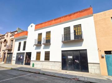 1 · Casa en Venta en Puebla Centro - Amplia y Funcional