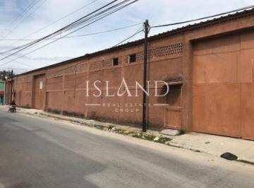 Bodega comercial · 280m² · Bodega en Renta Supermanzana 69 en Cancun