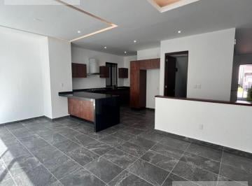 Casa · 251m² · 4 Recámaras · 3 Estacionamientos · Casa en Venta en Residencial Rio en Cancún, Quintana Roo