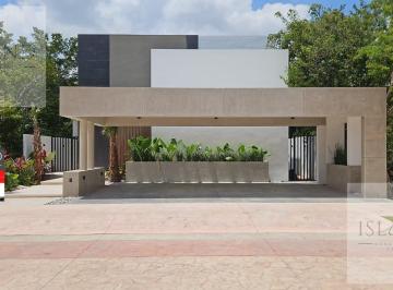 Casa · 466m² · 4 Recámaras · Casa en Venta en Lagos del Sol en Cancún