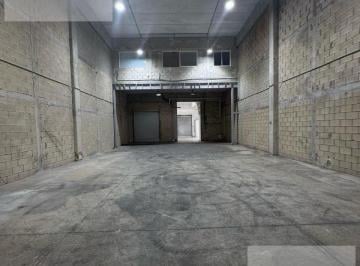 Bodega comercial · 943m² · 6 Estacionamientos · Bodega en Venta en Cancún, Quintana Roo
