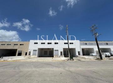Bodega comercial · 943m² · 6 Estacionamientos · Bodega en Venta en Cancún, Quintana Roo