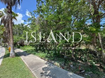 Terreno / Lote · 924m² · Terreno en Venta en Villa Magna en Cancún