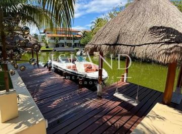 Casa · 400m² · 3 Recámaras · Casa en Renta en Isla Dorada, Zona Hotelera de Cancún