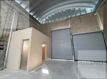 Nave industrial · 355m² · Bodega en Renta en Cancun