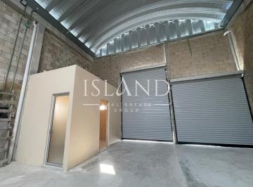 Nave industrial · 355m² · Bodega en Renta en Cancun