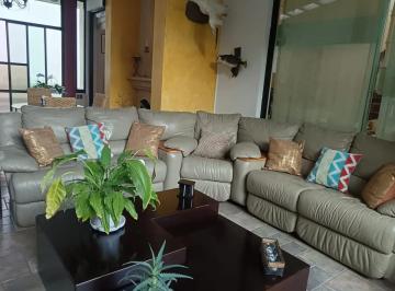 1 · Casa en Renta Amueblada con Amplias Amenidades en Villas de Irapuato, Guanajuato