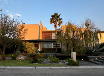Casa de 4 habitaciones, Querétaro · Venta - El Campanario - Casa de Los Sauces