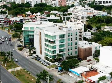 Oficina · 131m² · Oficina en Renta en Av Bonampak
