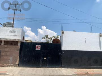 Bodega comercial · 1281m² · 8 Estacionamientos · Bodega en Venta San Miguel, León Gto