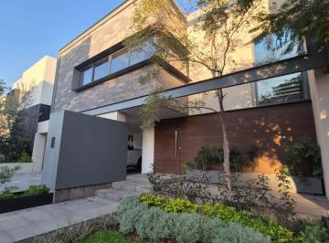 Casa de 4 habitaciones, Zapopan · Exclusiva Residencia en Venta en Puerta Plata