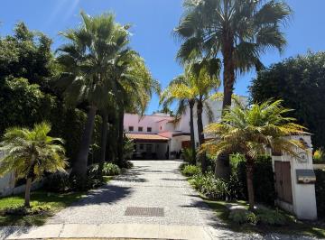 Casa de 4 habitaciones, Querétaro · Venta - El Campanario - Casa Mariana