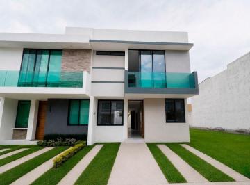 Casa en condominio · 200m² · 4 Recámaras · 2 Estacionamientos · Casa en Venta en Nueva Galicia, Tlajomulco