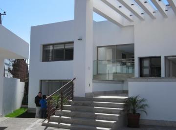 Casa de 4 habitaciones, Naucalpan de Juárez · Casa Recien Remodelada en Fuente de Diana | Seguridad, Luz y Tranquilidad
