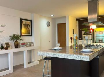 Departamento de 2 habitaciones, León · Departamento de 112 m² con 2 Recámaras en Venta en León y 2 Estacionamientos, Muros de Ladrillo