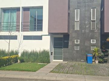 Casa de 3 habitaciones, Zinacantepec · Casa en Venta en Idilica Reserva Serraton Zinacantepec