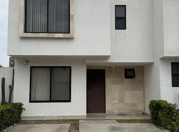 Casa en condominio de 3 habitaciones, Celaya · Casa en Venta en Alteza Residencial en Celaya