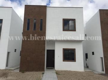 Casa · 2 Recámaras · 1 Estacionamiento · Casa - Fraccionamiento Las Canteras Residencial